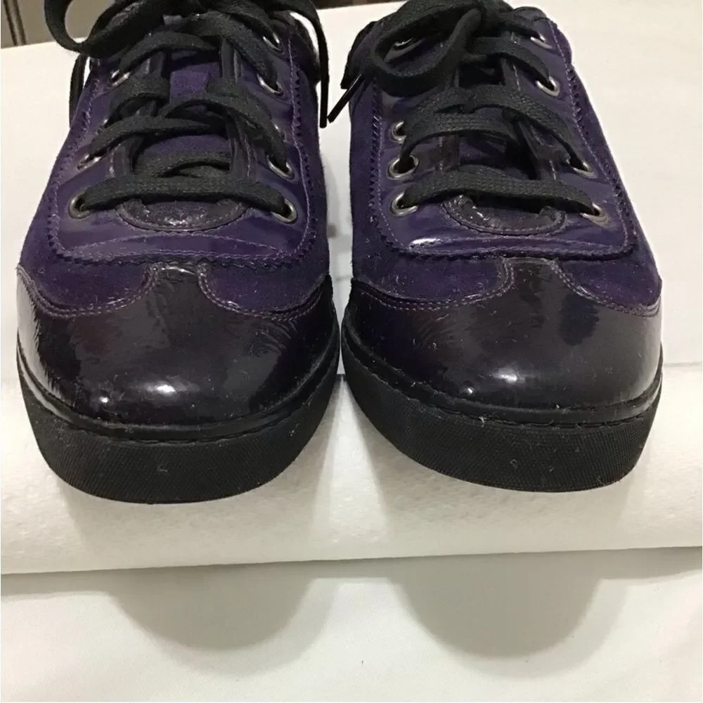 GUCCI Purple Suede Low Top Lace Up Sneakers Size 7 1/2
